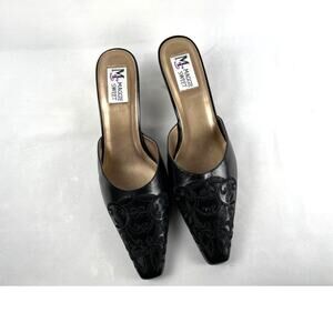Maggie Sweet Omar Leather Floral Embroidered Heels Shoes Square Toe Sz 10W Black